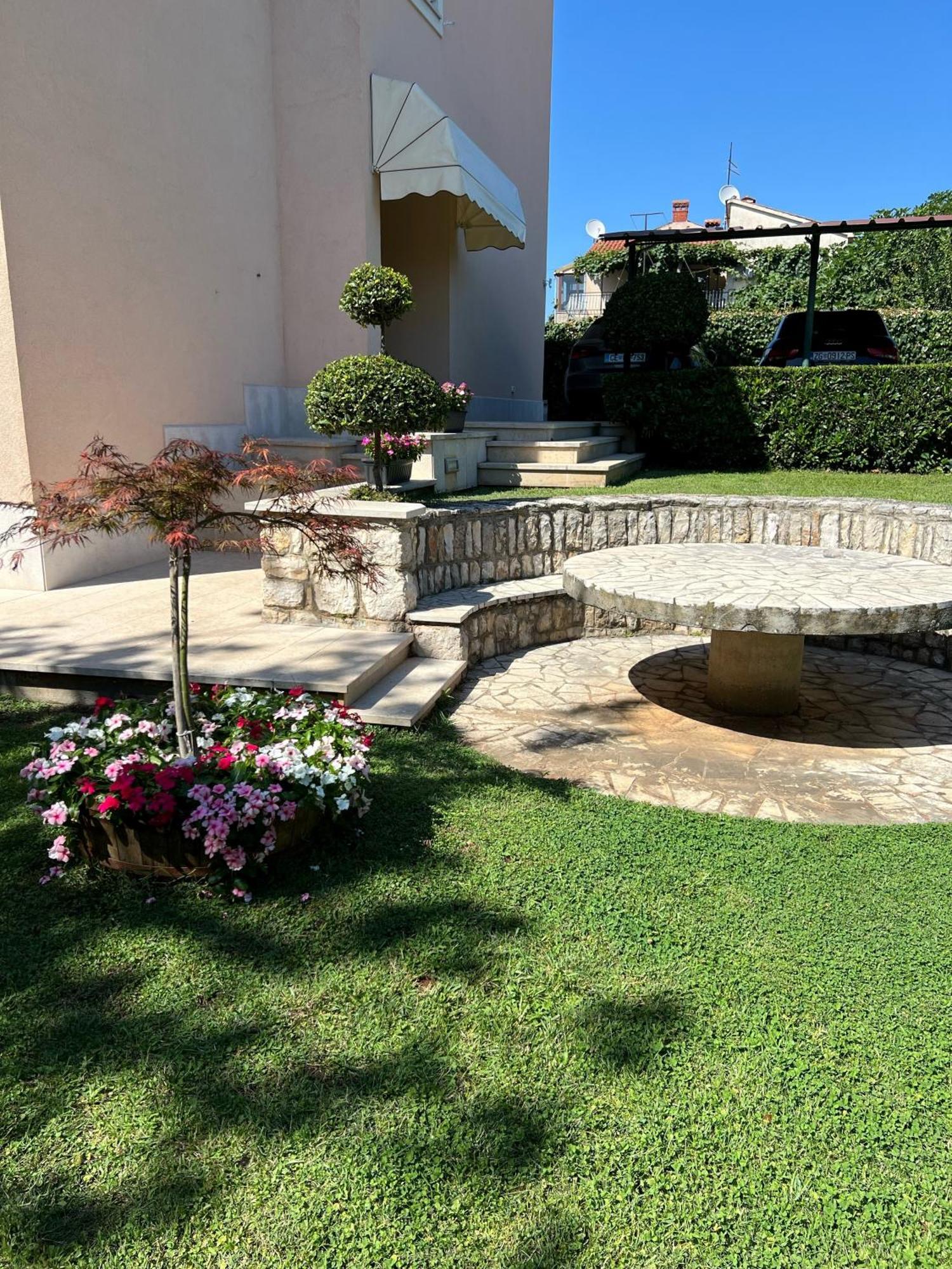 Apartments Monfiorenzo Rovinj Exterior photo